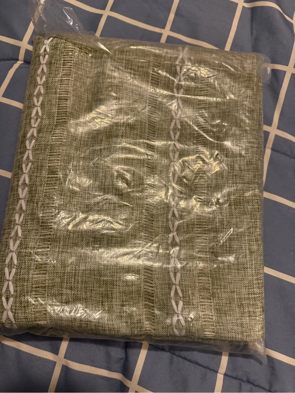 Green Linen-Feel Tablecloth for Dining Table